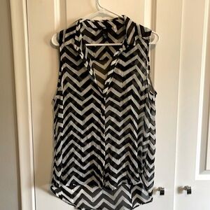 H&M size 12 chevron pattern button up sheer tunic